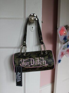 Von Dutch Camo Barrel Shoulder Bag Pink Logo Chain Strap NWT Y2K